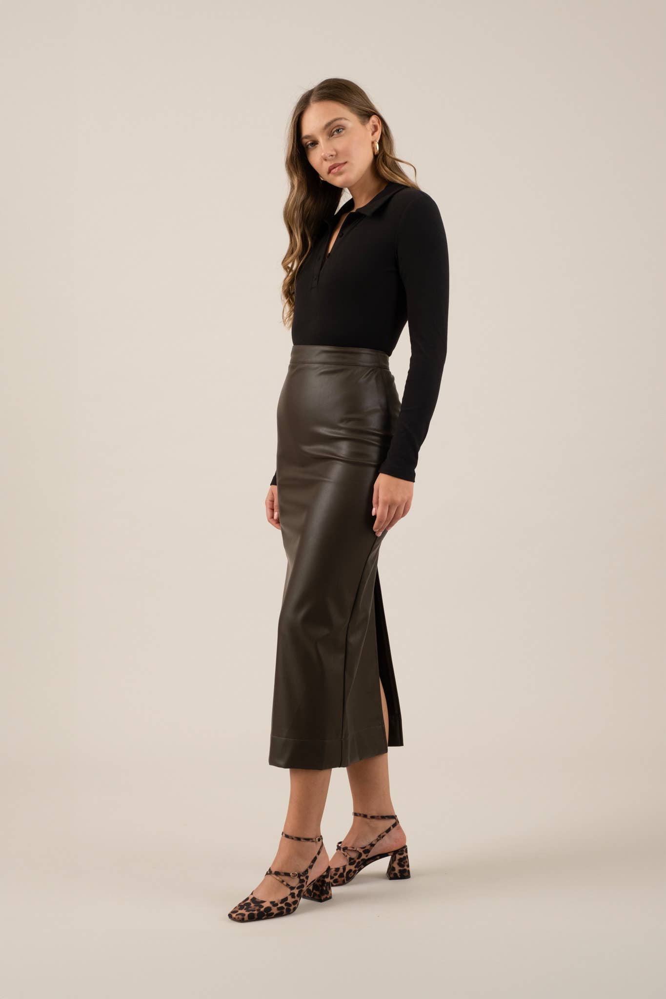 FAUX LEATHER SLIT MIDI SKIRT