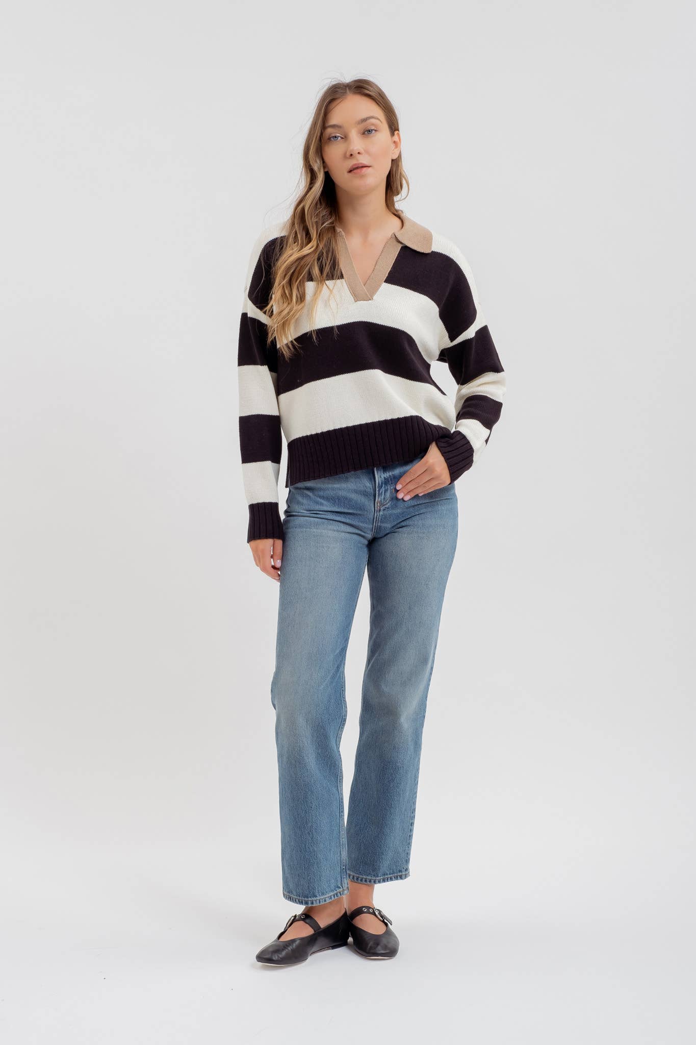 STRIPE COLLAR SWEATER