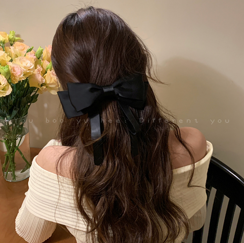 Micaela Bow Hair Clip